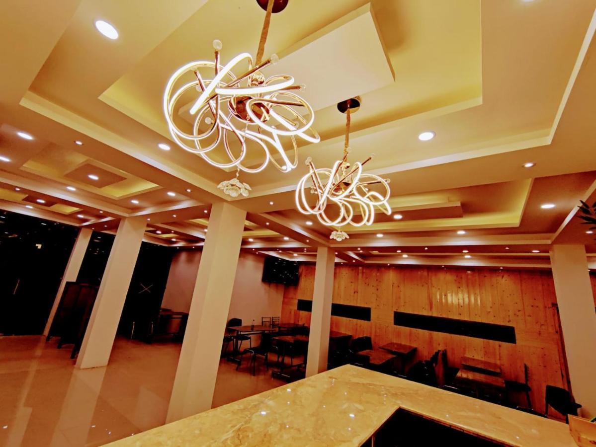 Gulshan Palace By Seven Hills Srinagar By Him Haults Hospitality ภายนอก รูปภาพ