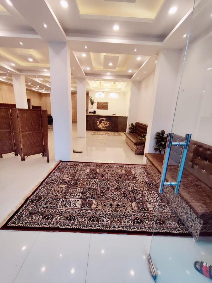 Gulshan Palace By Seven Hills Srinagar By Him Haults Hospitality ภายนอก รูปภาพ